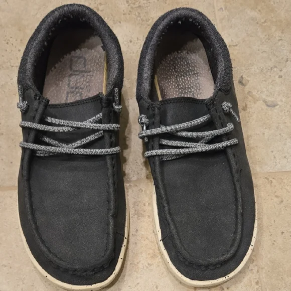 Hey Dude | Shoes | Hey Dude Black And Gray Slipon Loafers  display picture 2